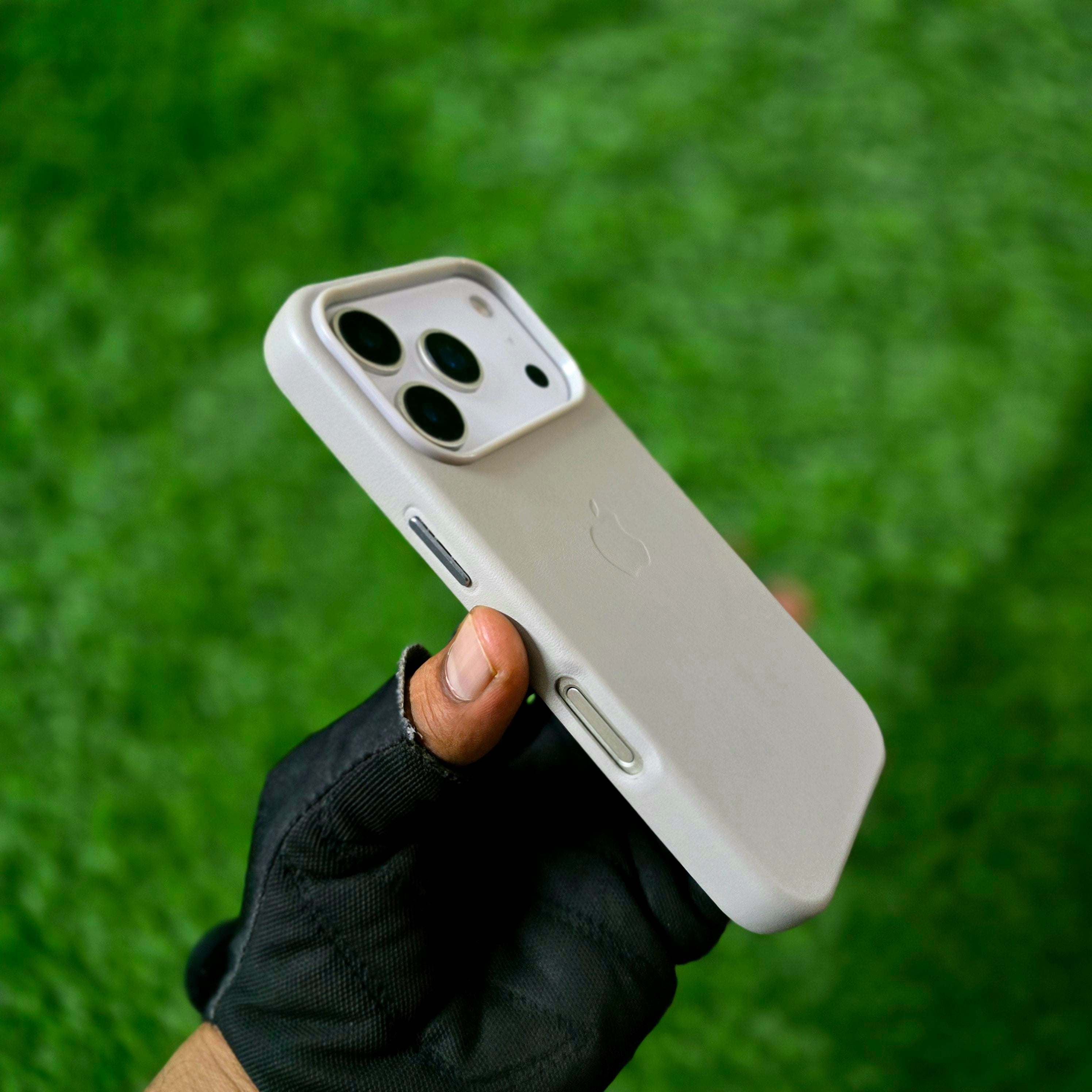 iPhone 17 Pro Leather Case with Magsafe - Grey